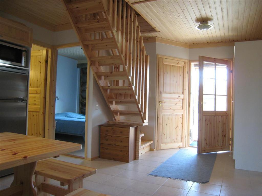 Lost Inn Cabins Äkäslompolo Екстериор снимка
